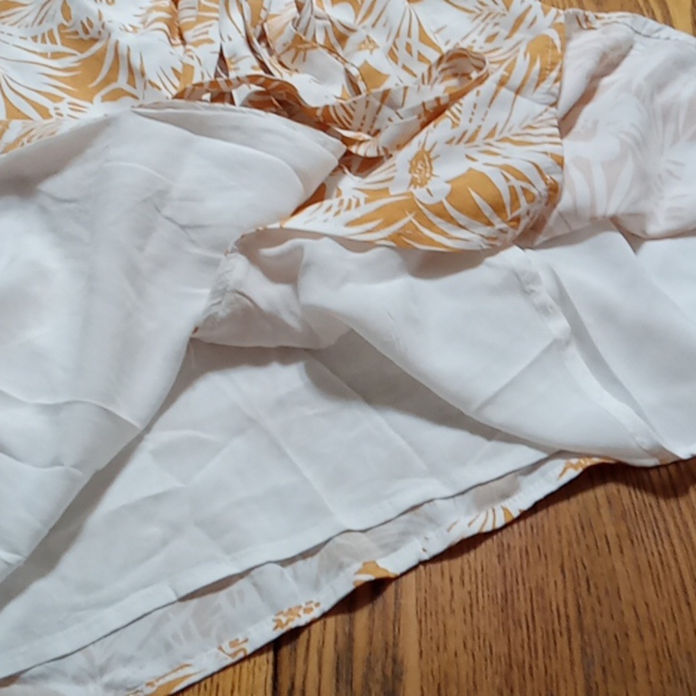 L SPACE Womens WRAP S / P Dress Used Preowned Summer Spring Floral Short Sleeves - Picture 6 of 9